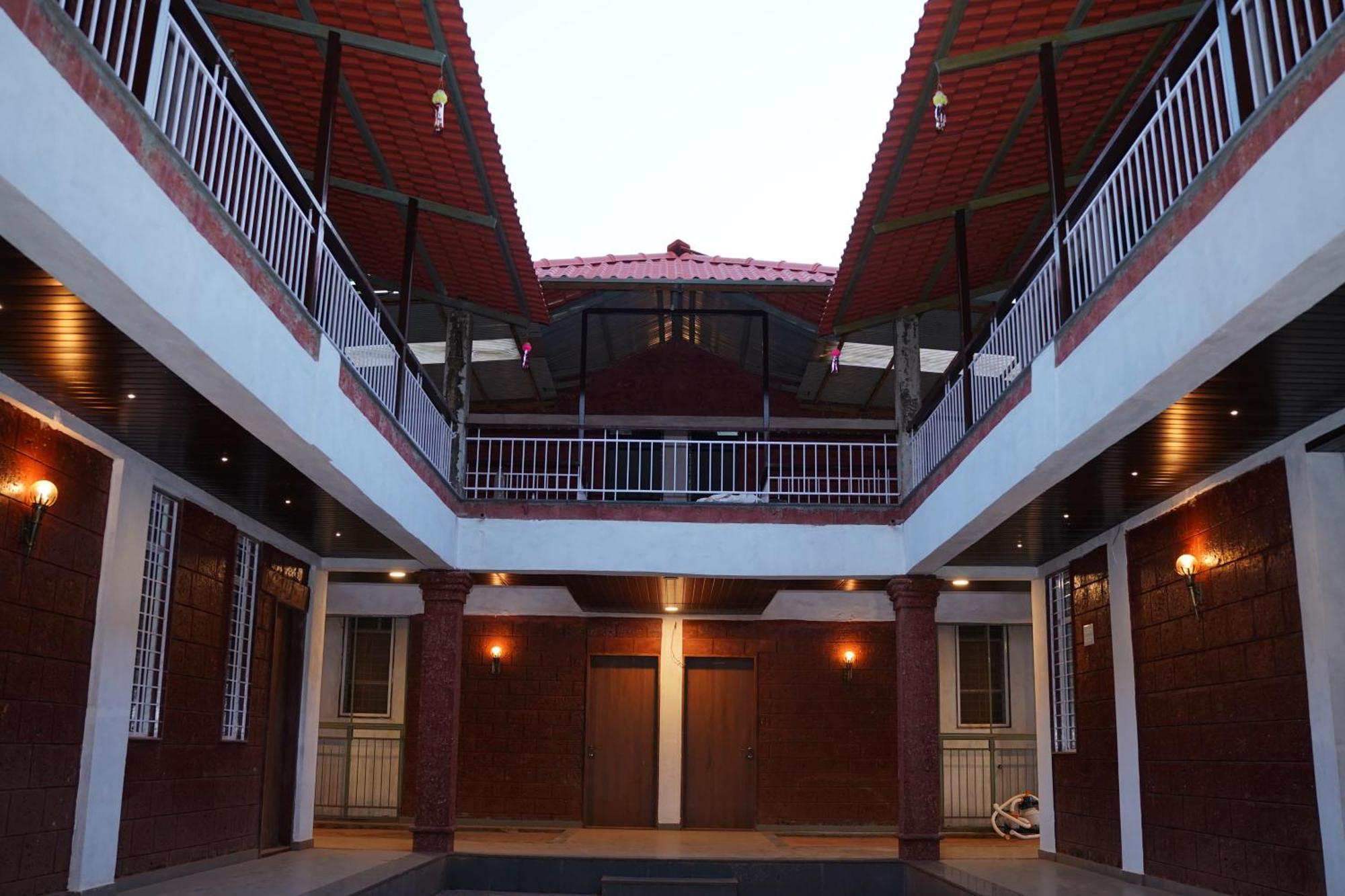 Vanvarsha Resort Chandoli Ngoại thất bức ảnh